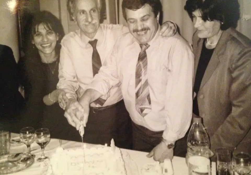 Hasan Eminağa and Tomrul Tomgűsehan celebrating together with their families
